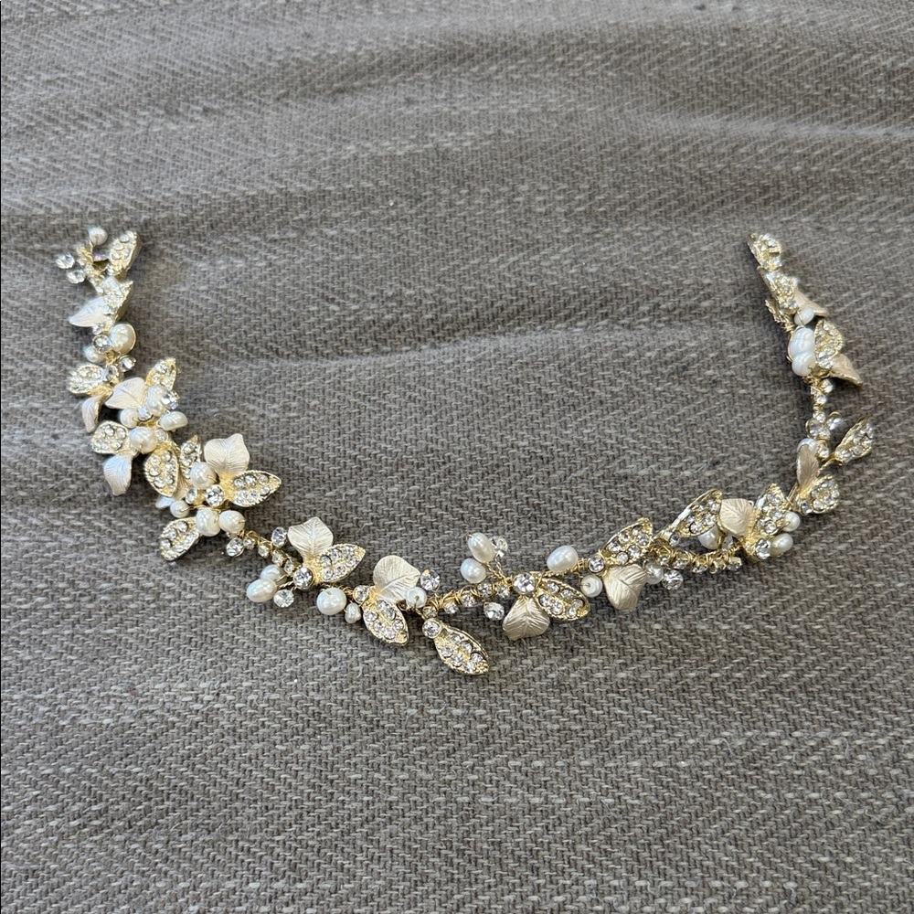 Bridal Gold and Cream Floral Hair Accessory